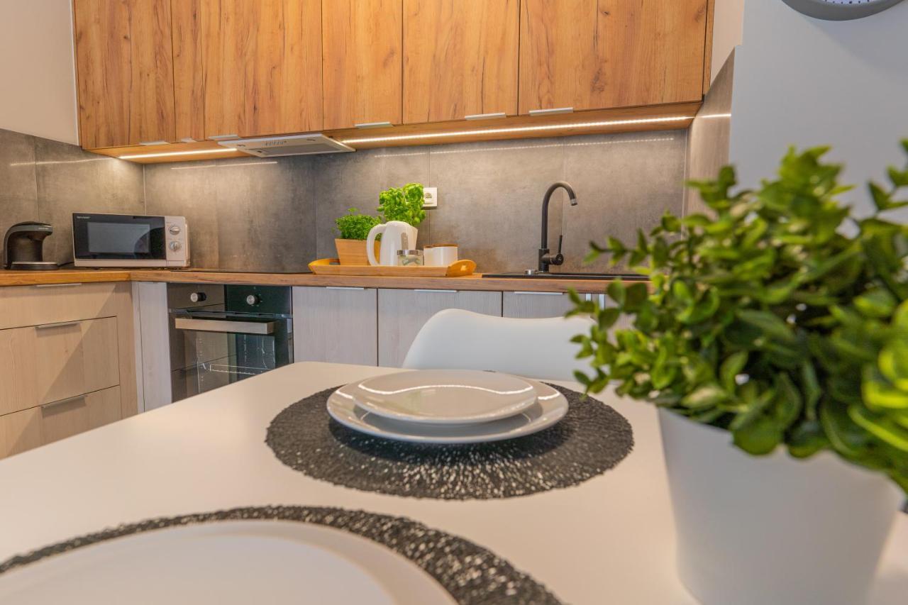 Apartamenty Homely Place Blisko Starego Rynku - Parking Apartamento